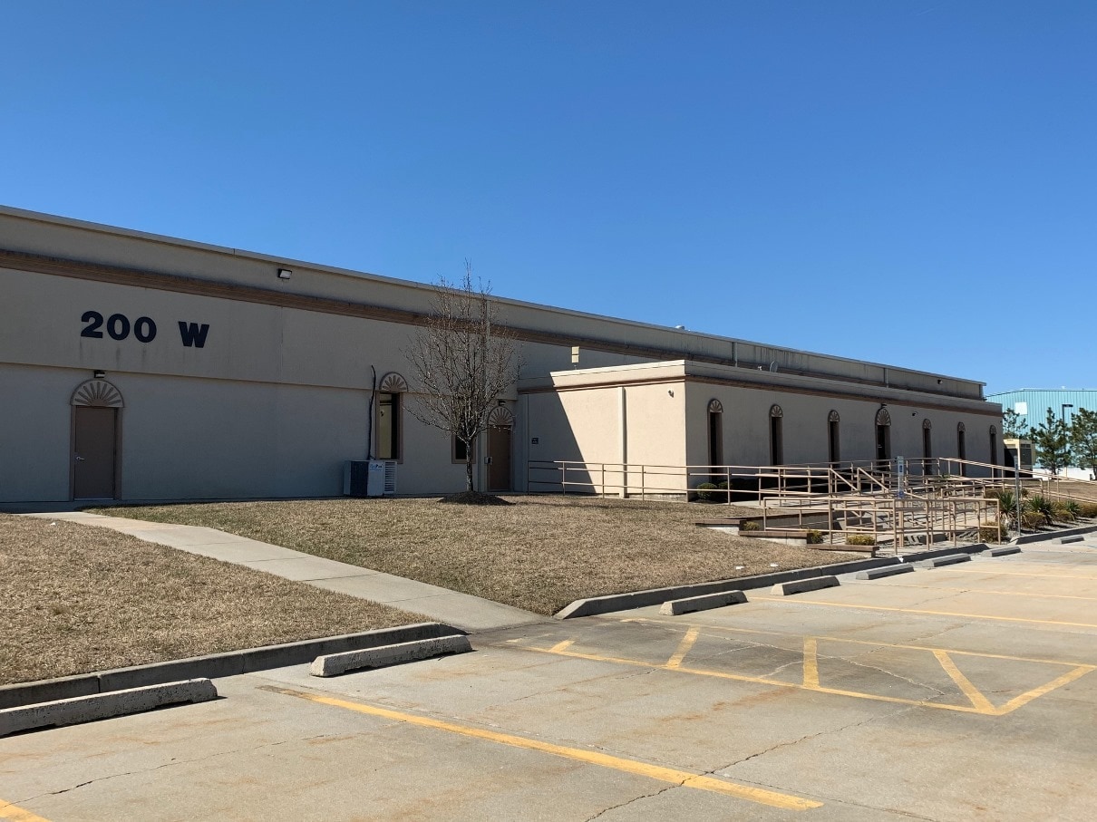 200 W Parkway Dr, Egg Harbor Township, NJ for Rent