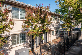 Sacramento, CA Apartments - 2700 32nd St