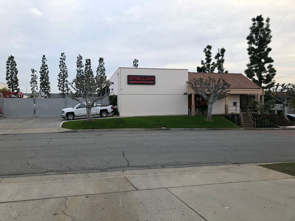 400 Commercial Way, La Habra, CA for Sale