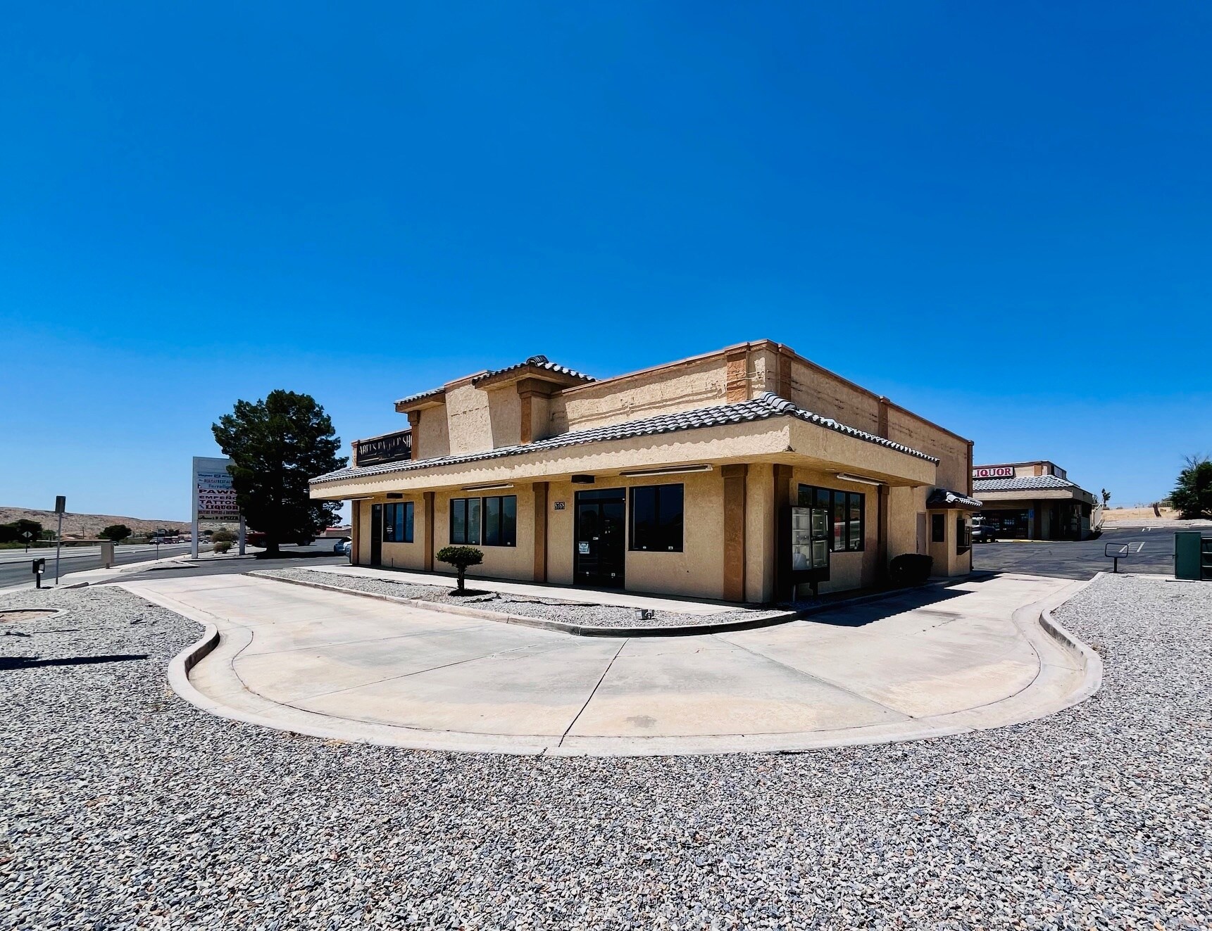 18768 Outer Hwy 18, Apple Valley, CA for Rent