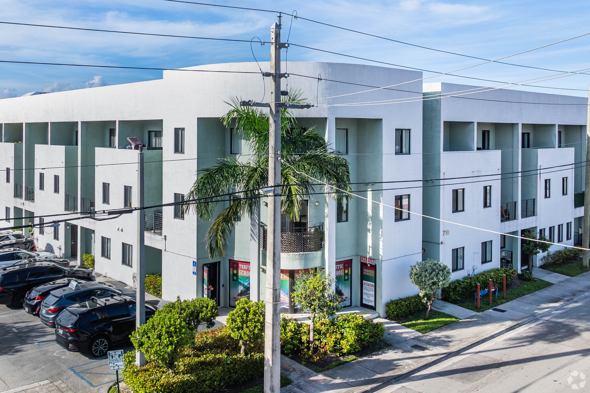 710 E 9th St, Hialeah, FL for Rent