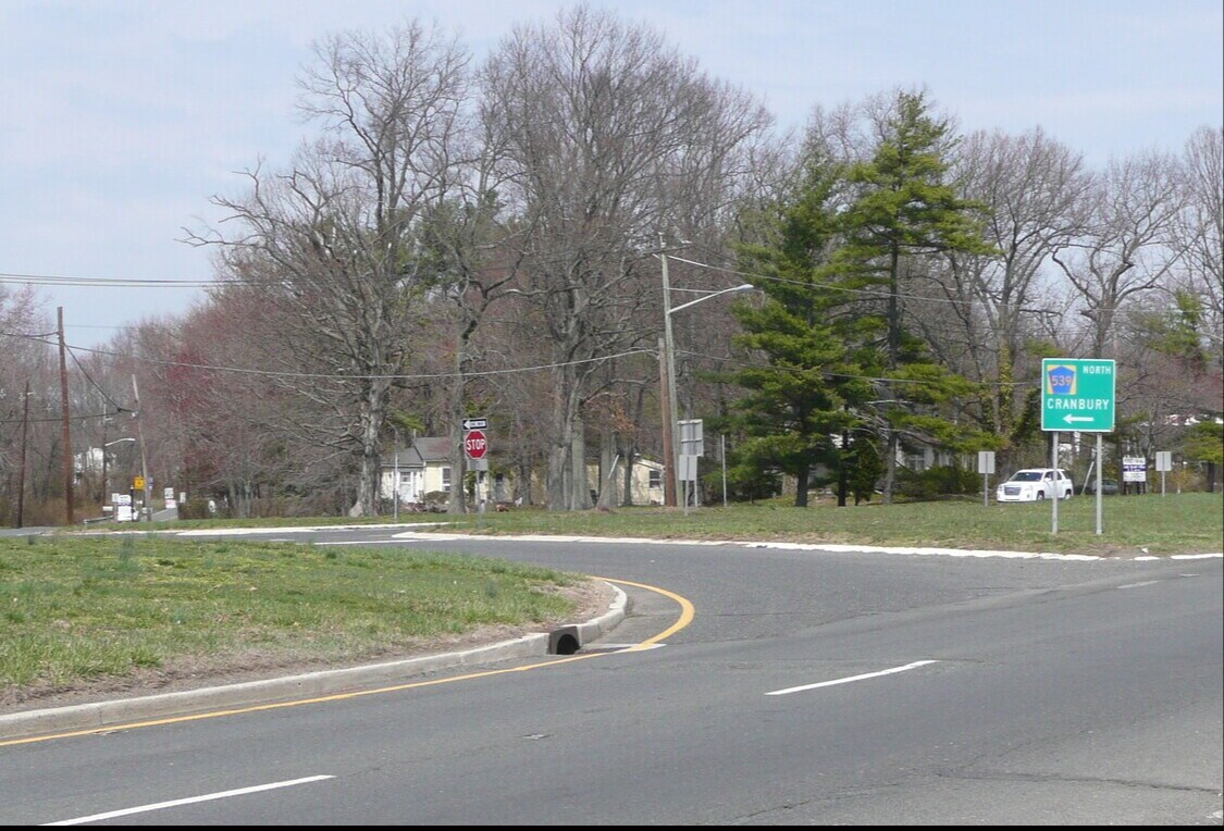 110 S Main St, Cranbury, NJ for Sale