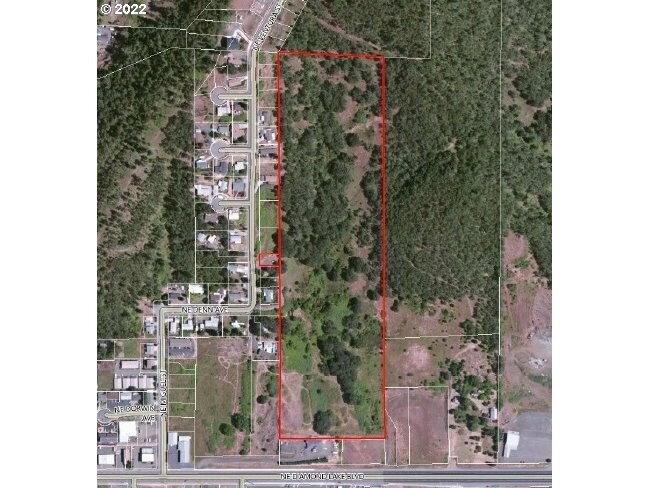 North Umpqua Hwy, Roseburg, OR for Sale