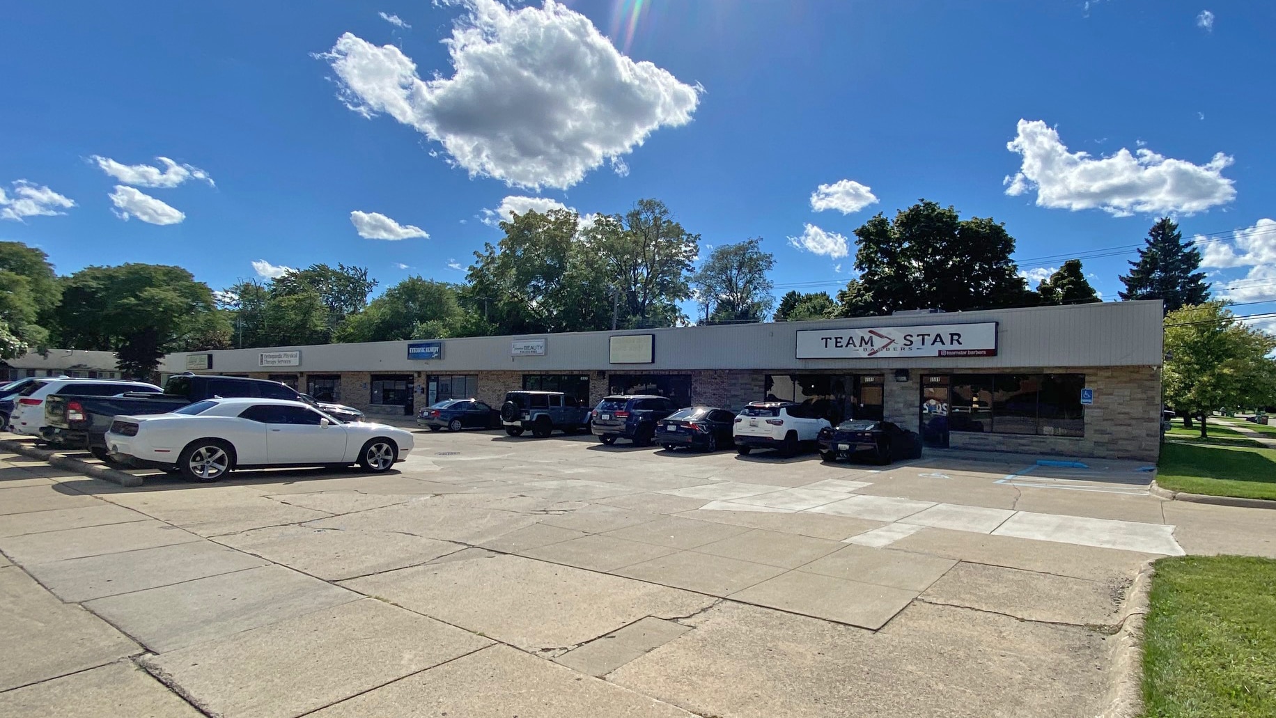 6519-6591 Middlebelt Rd, Garden City, MI for Rent