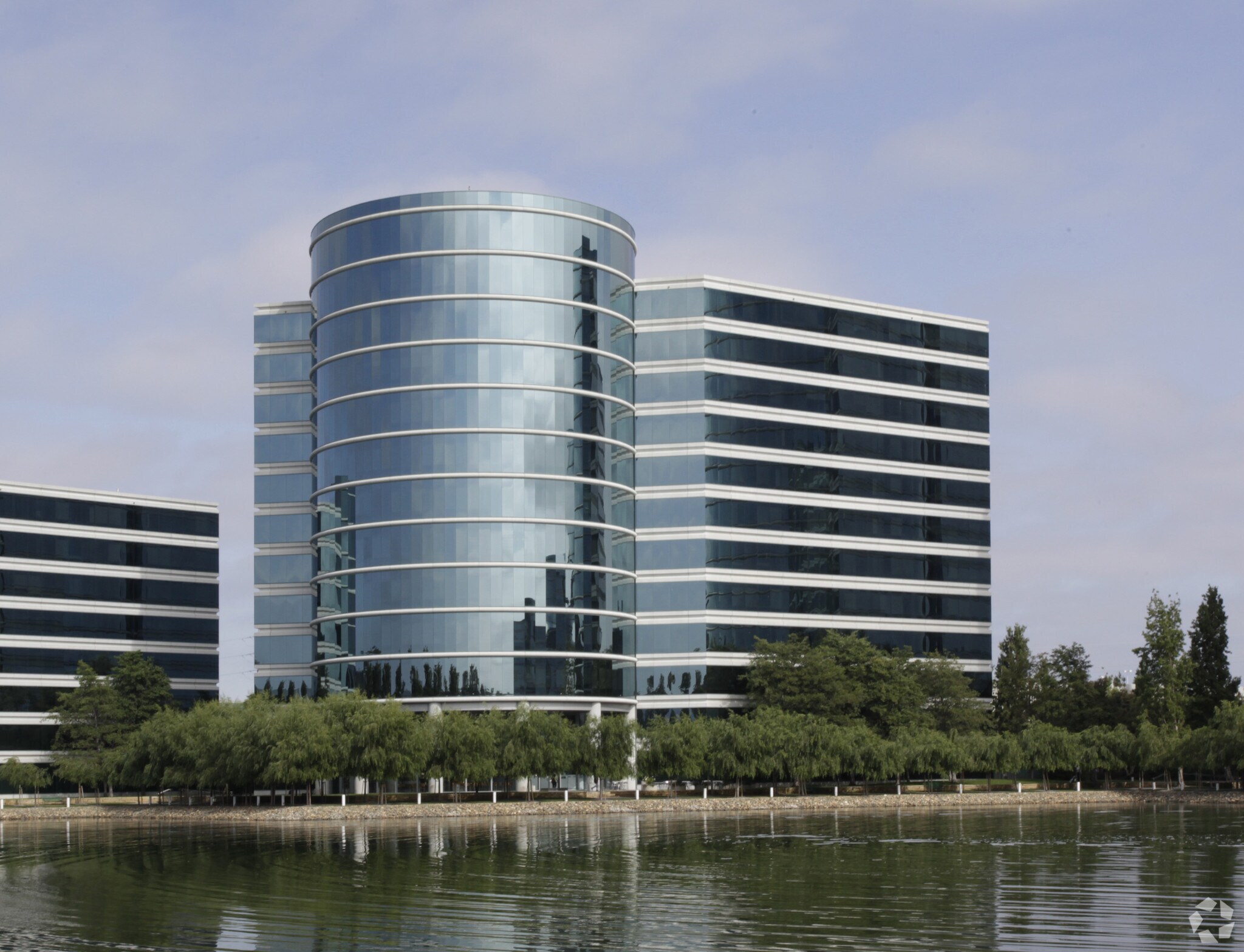 100 Oracle Pky, Redwood City, CA for Rent