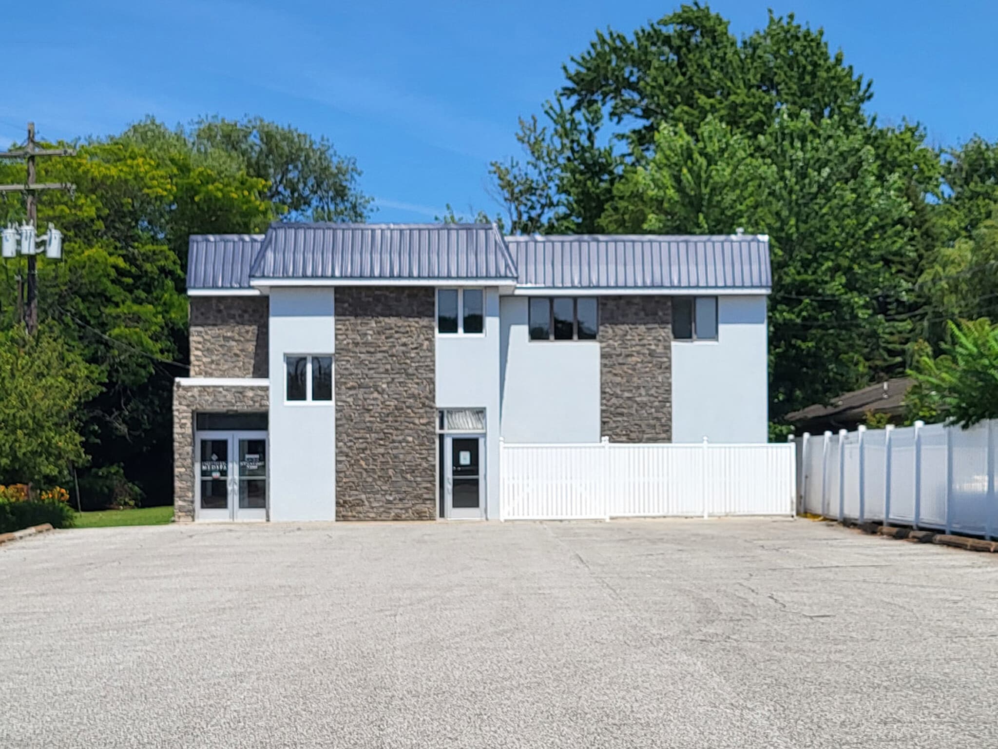 1005 Peninsula Dr, Erie, PA for Rent