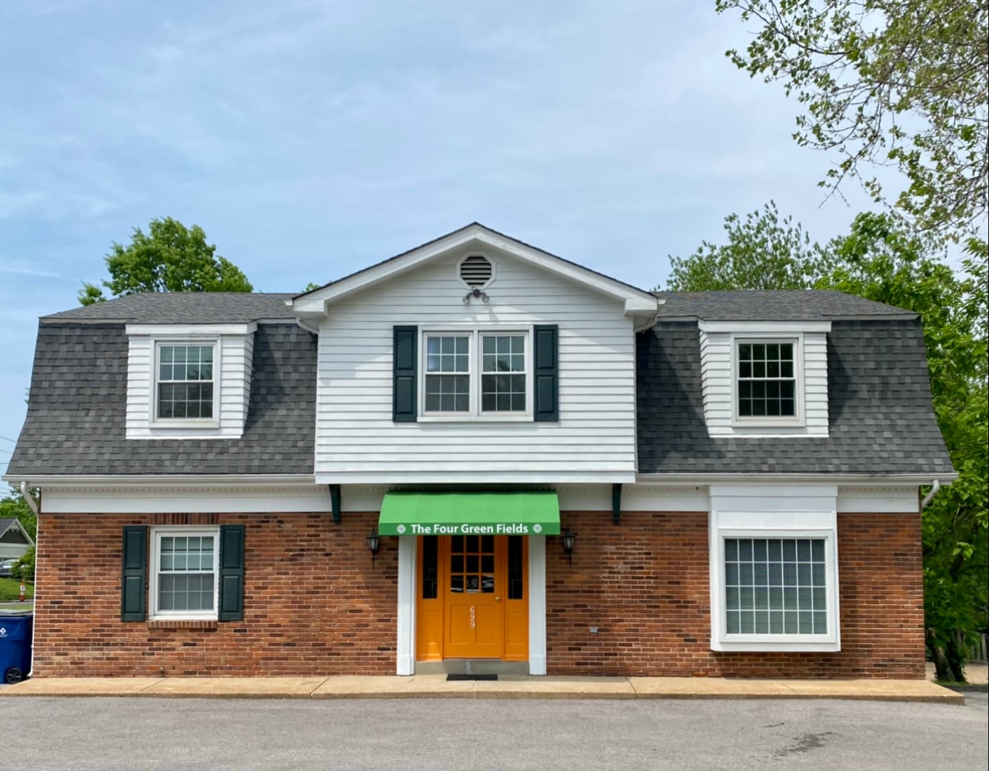 699 W Woodbine Ave, Kirkwood, MO for Rent