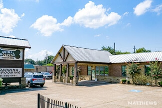 Houston, TX Veterinarian/Kennel - 12315 Veterans Memorial Dr