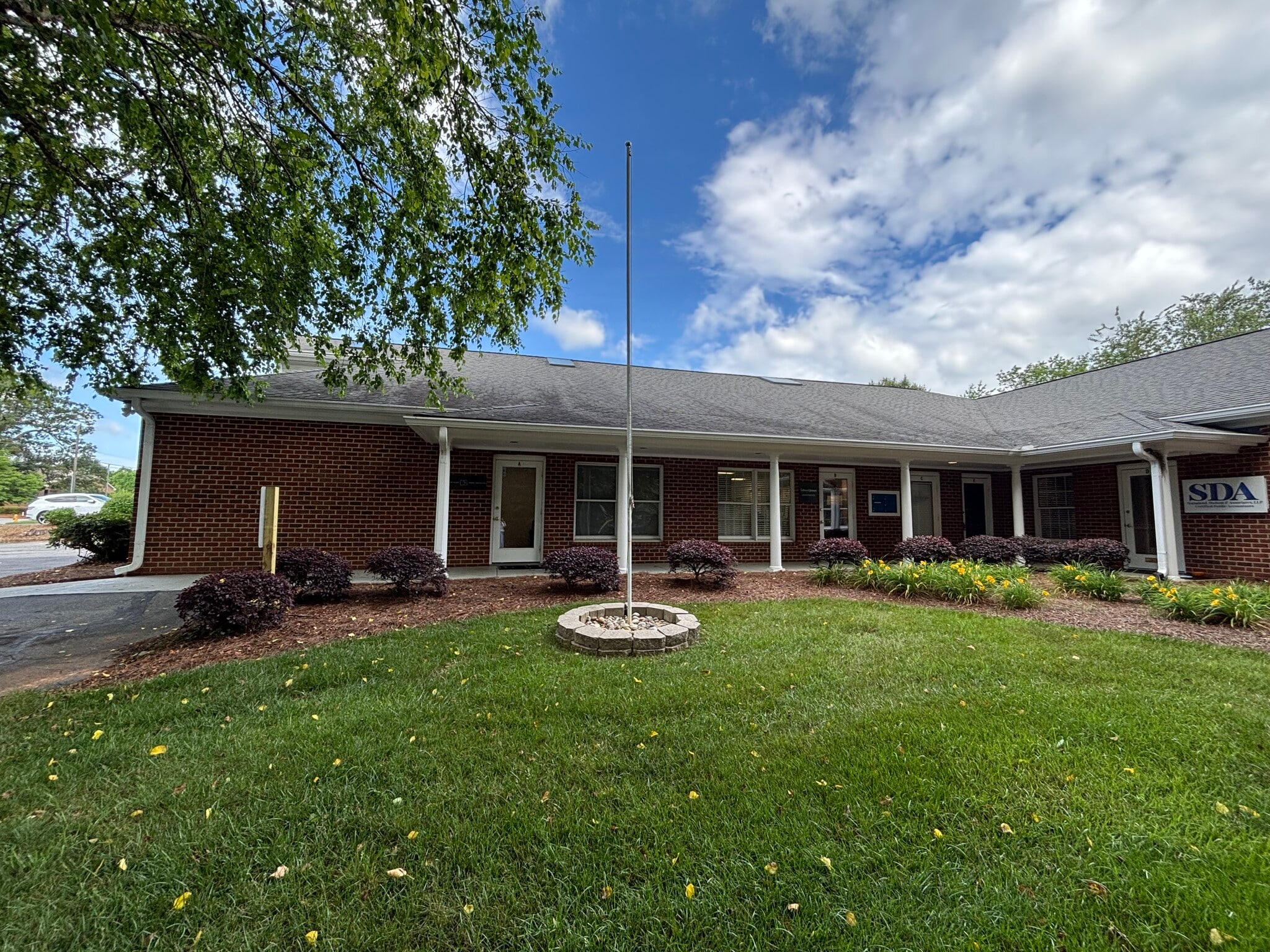3809 Forrestgate Dr, Winston-Salem, NC for Rent