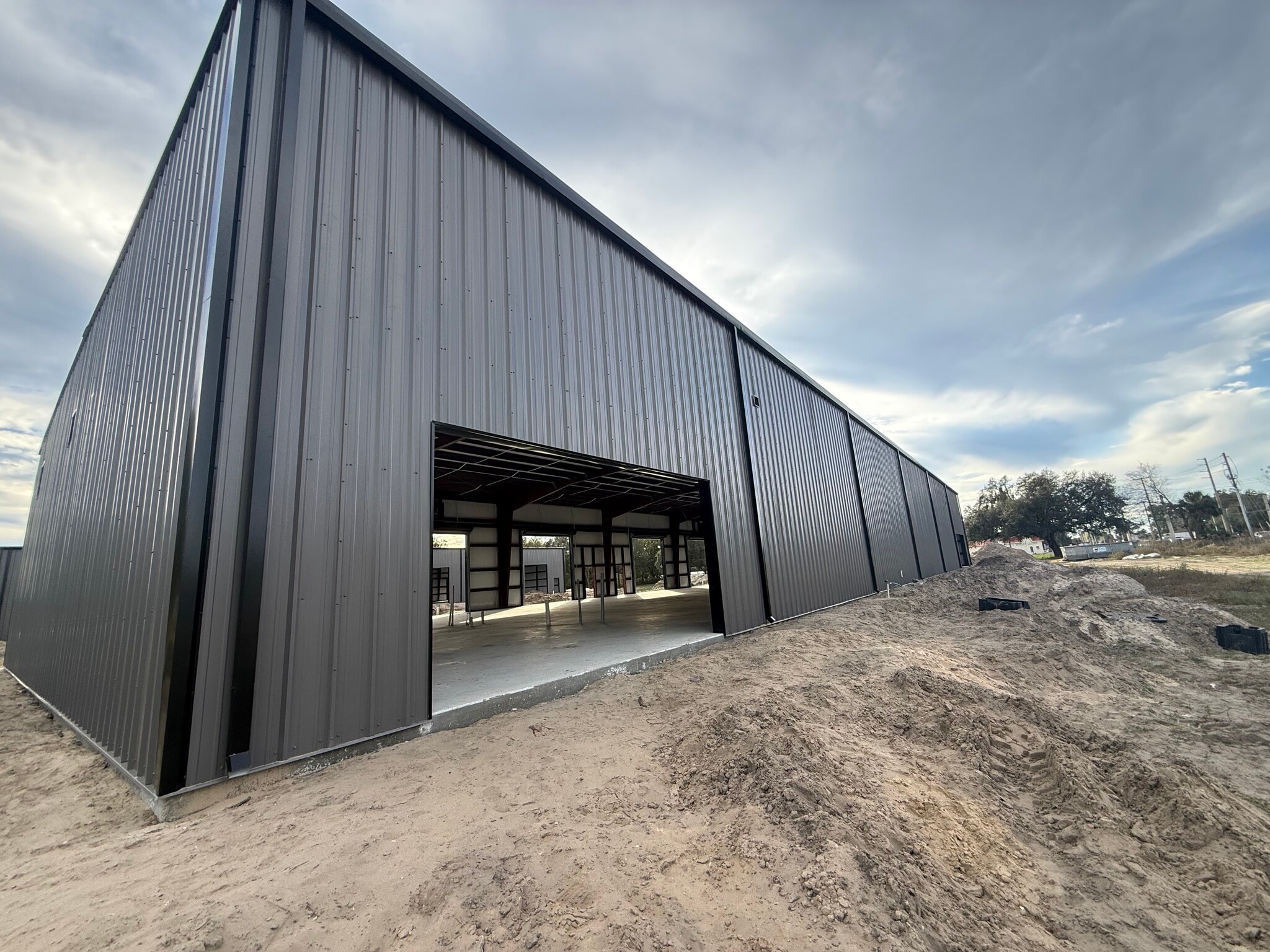 3023 E C 48, Center Hill, FL for Rent