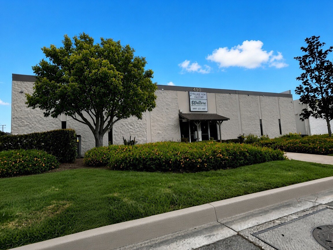 490 E Easy St, Simi Valley, CA for Rent