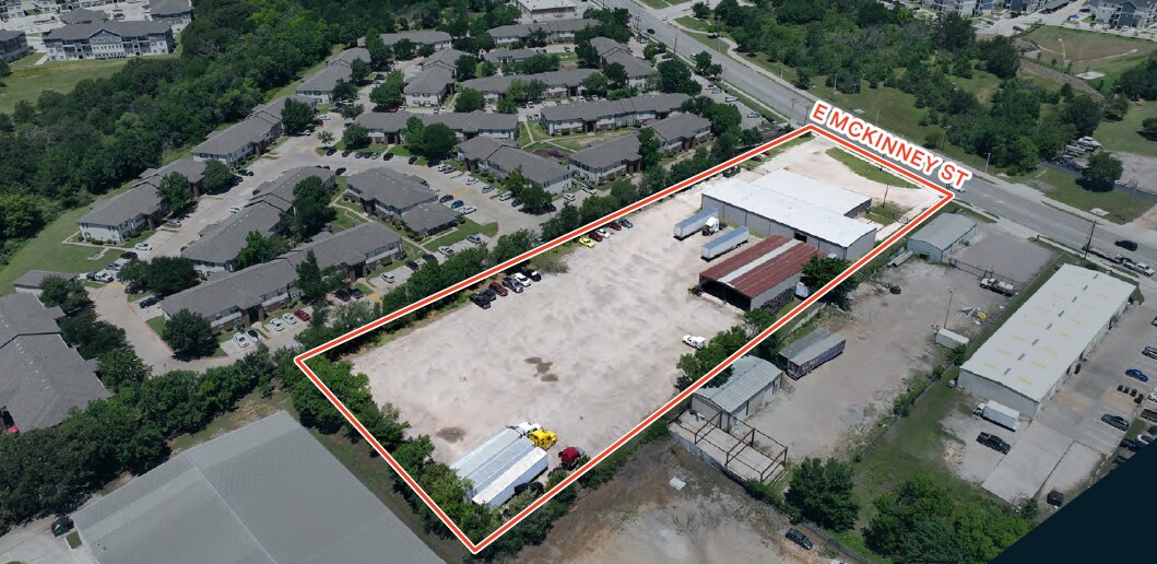 3910 E McKinney St, Denton, TX for Sale
