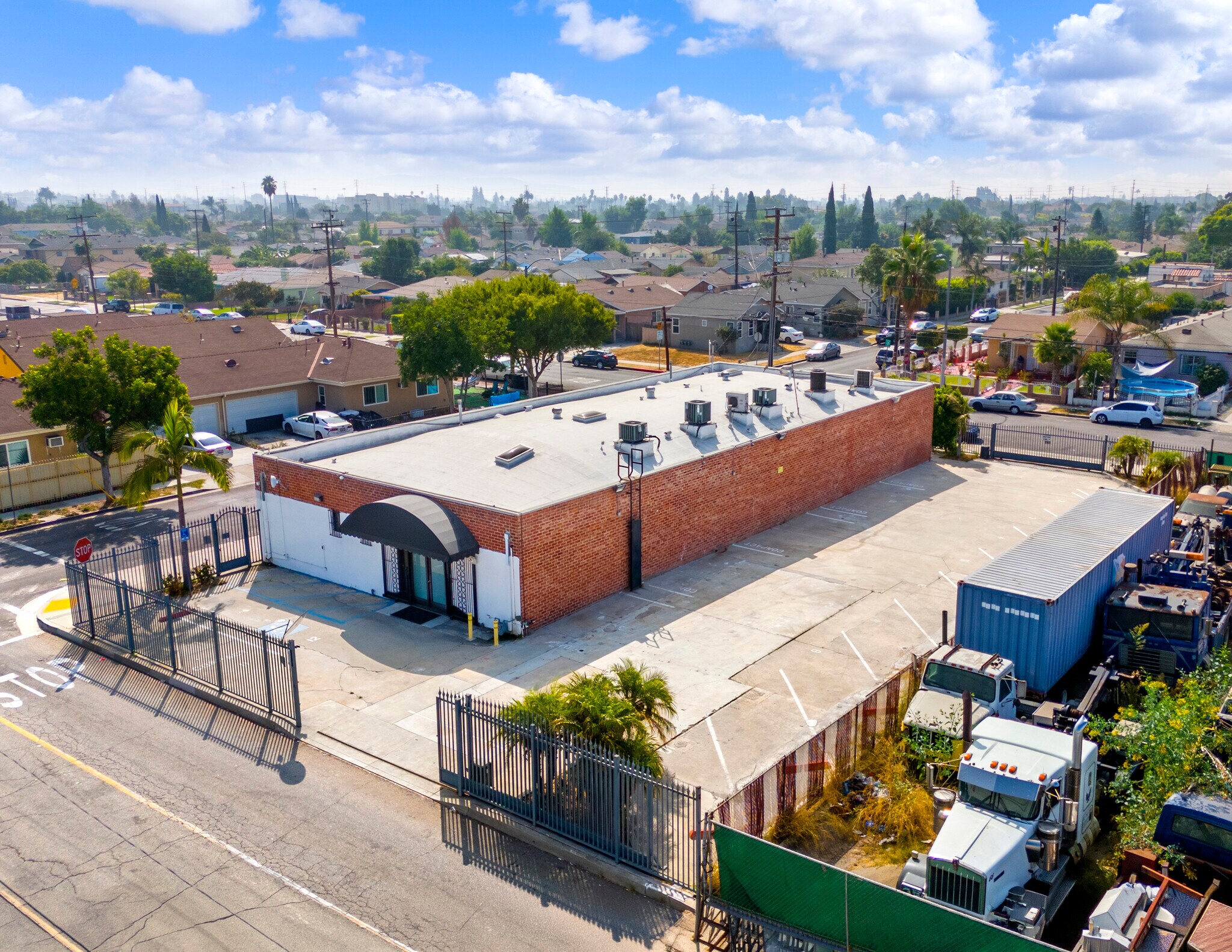 4055-4057 E 52nd St, Maywood, CA for Sale