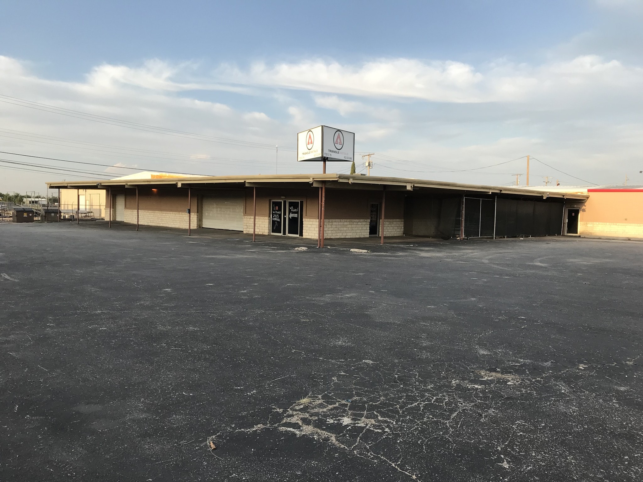 1720 E 7th St, Odessa, TX for Sale