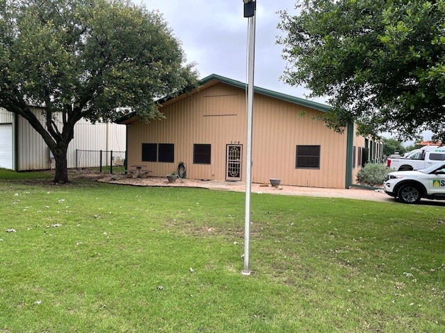 206 Shelby Rd, Everman, TX for Sale
