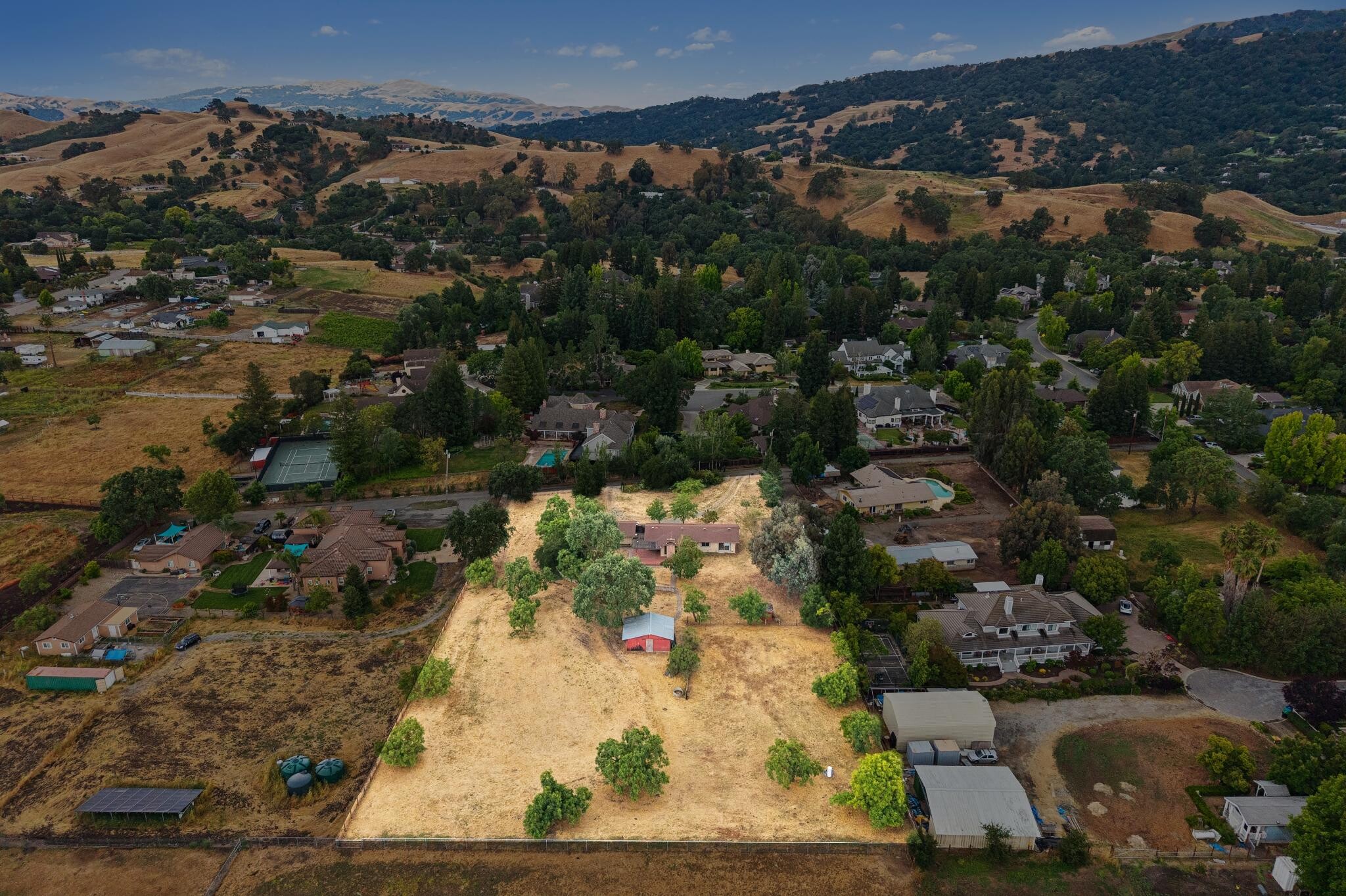744 Mockingbird Ln, Pleasanton, CA for Sale