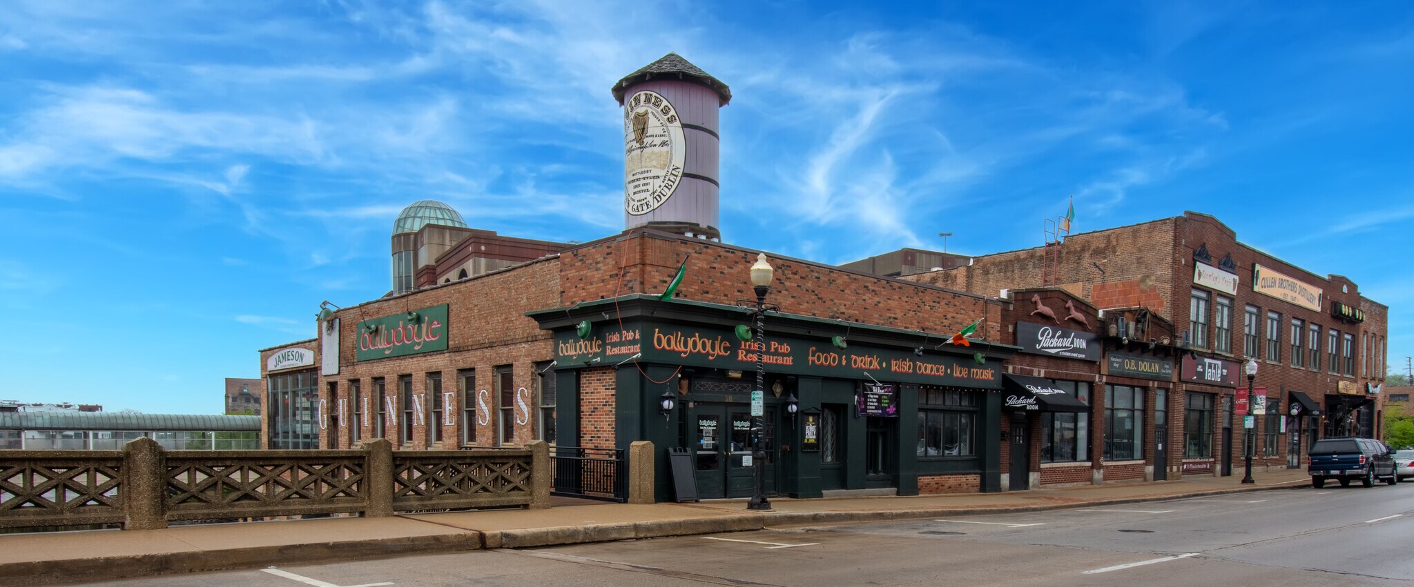28-42 W New York St, Aurora, IL for Sale