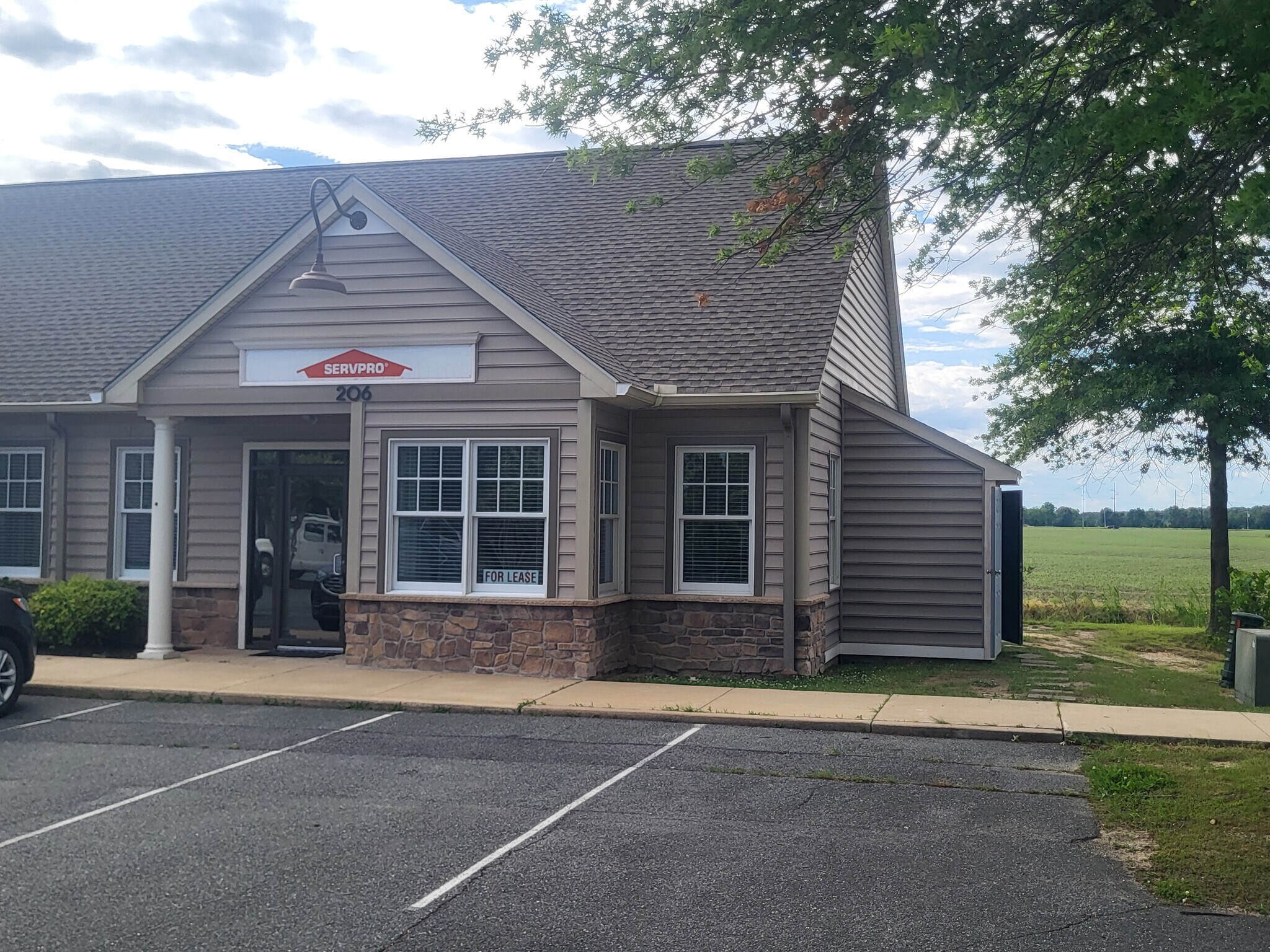 8626 Brooks Dr, Easton, MD for Rent