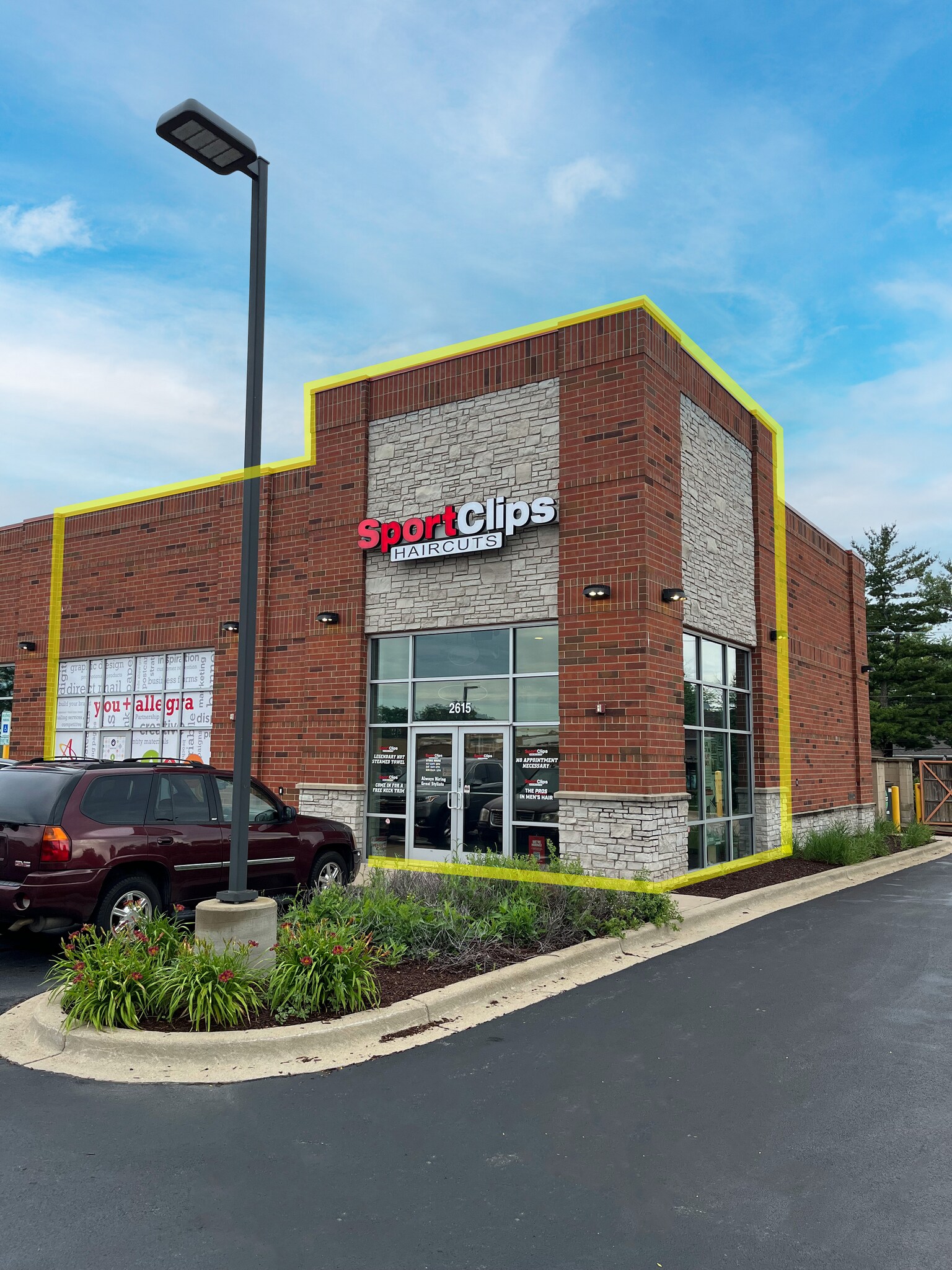 2615-2617 W Jefferson St, Joliet, IL for Rent