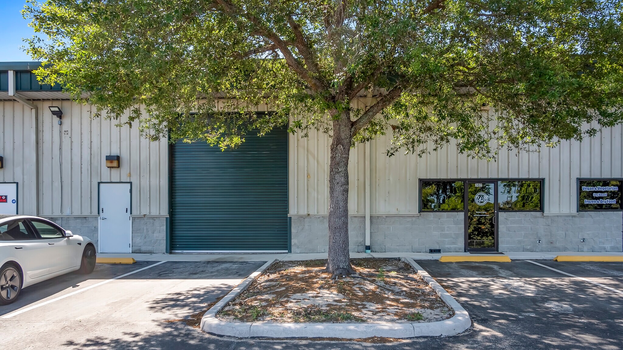 16215 SR 50 Clermont, FL 34711 Industrial Property for Sale on