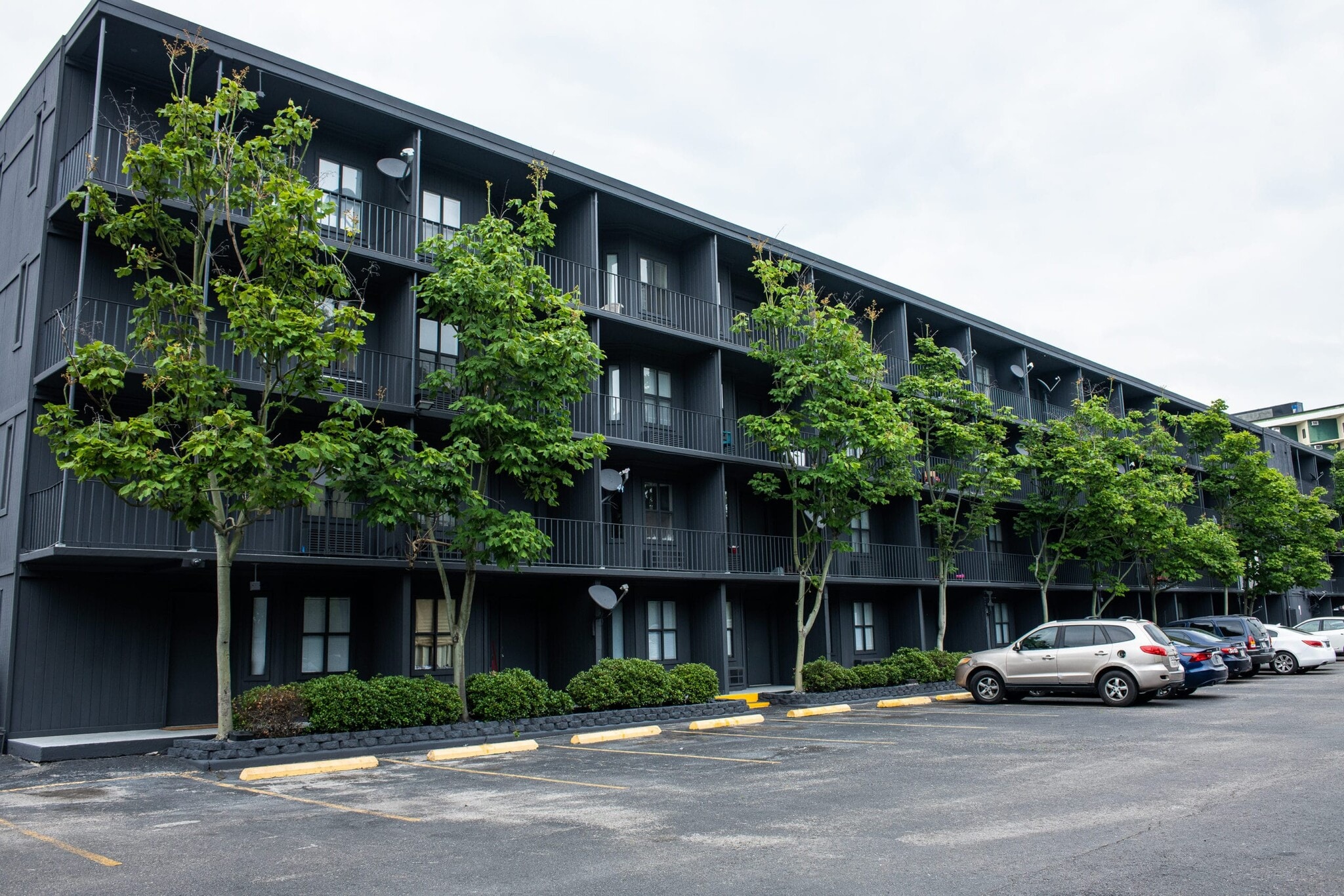 4002 S Carrollton Ave, New Orleans, LA for Sale