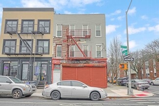 700 Evergreen Ave  