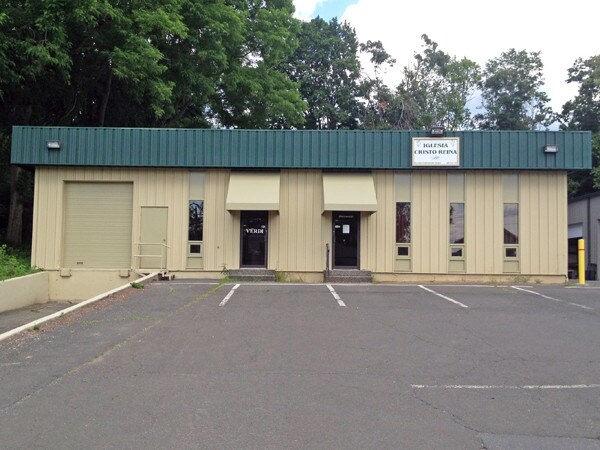 18 Taylor Ave, Bethel, CT for Rent