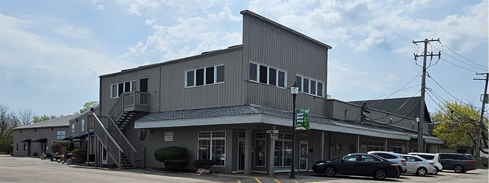 31 S Seymour Ave, Grayslake, IL for Rent