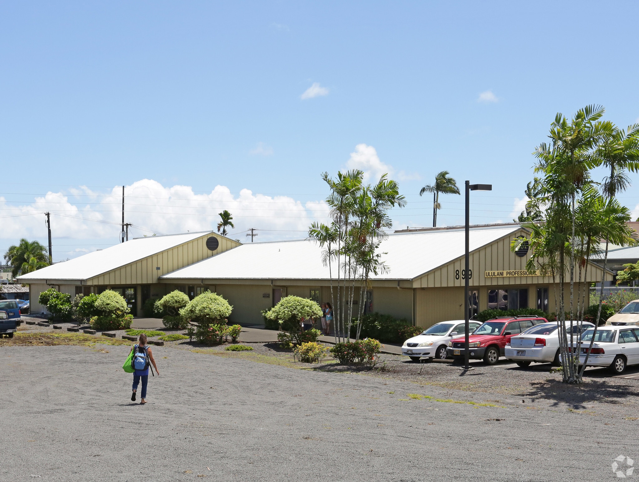 899 Ululani St, Hilo, HI for Sale