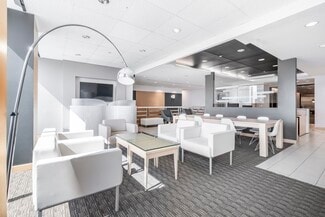 Toronto, ON Coworking Space - 130 King St W