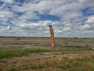 La Pryor, TX Commercial - Lot 8 Summerwood Ln