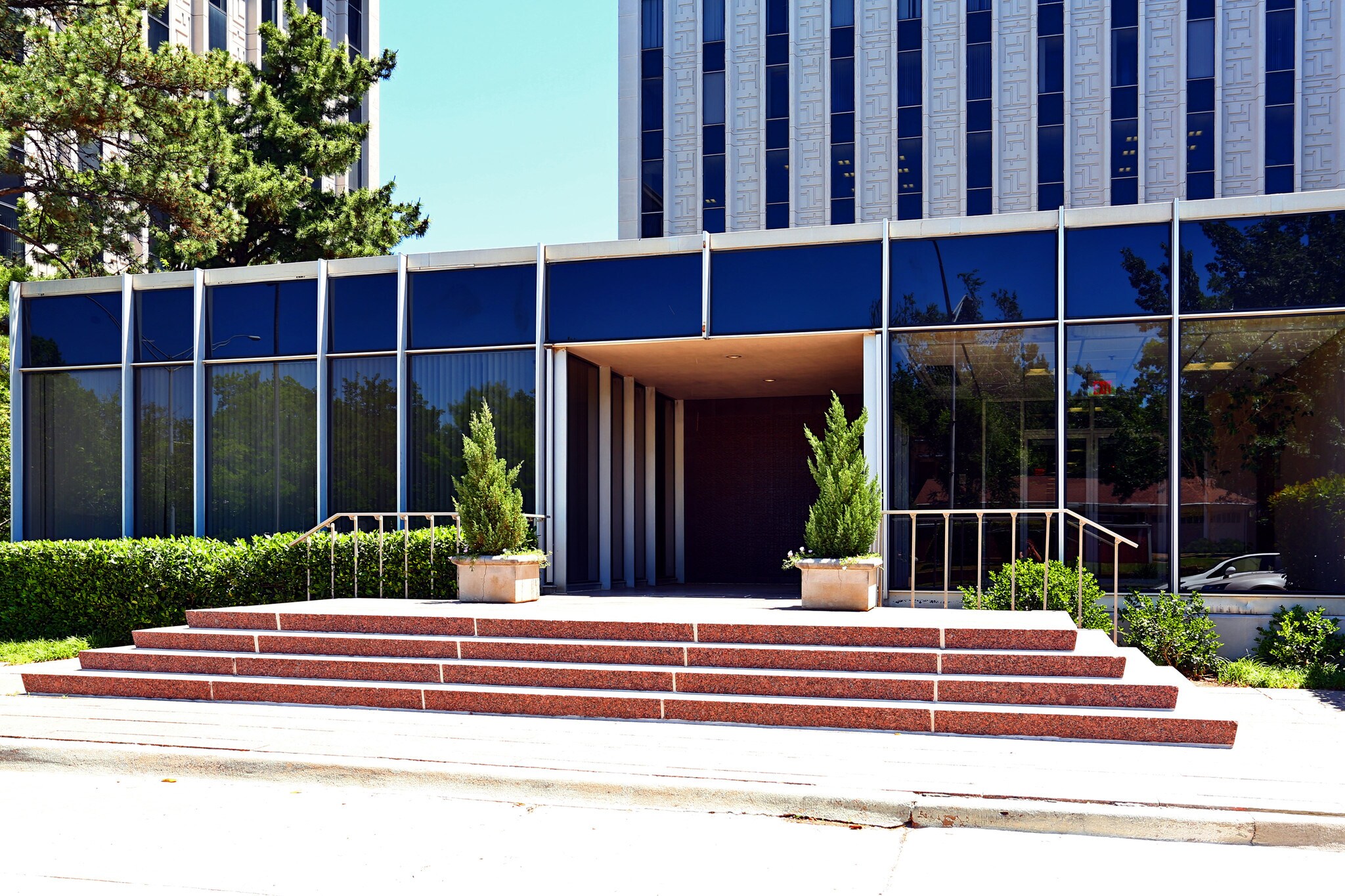 2000 N Classen Blvd, Oklahoma City, OK for Rent