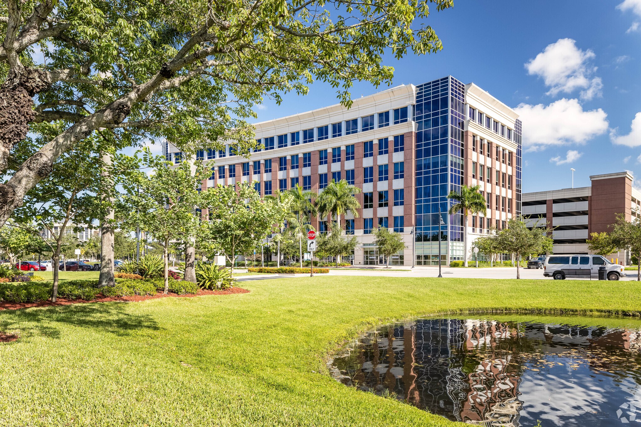 82008355 NW 53rd St Doral, FL 33166 Industrial Park Property for