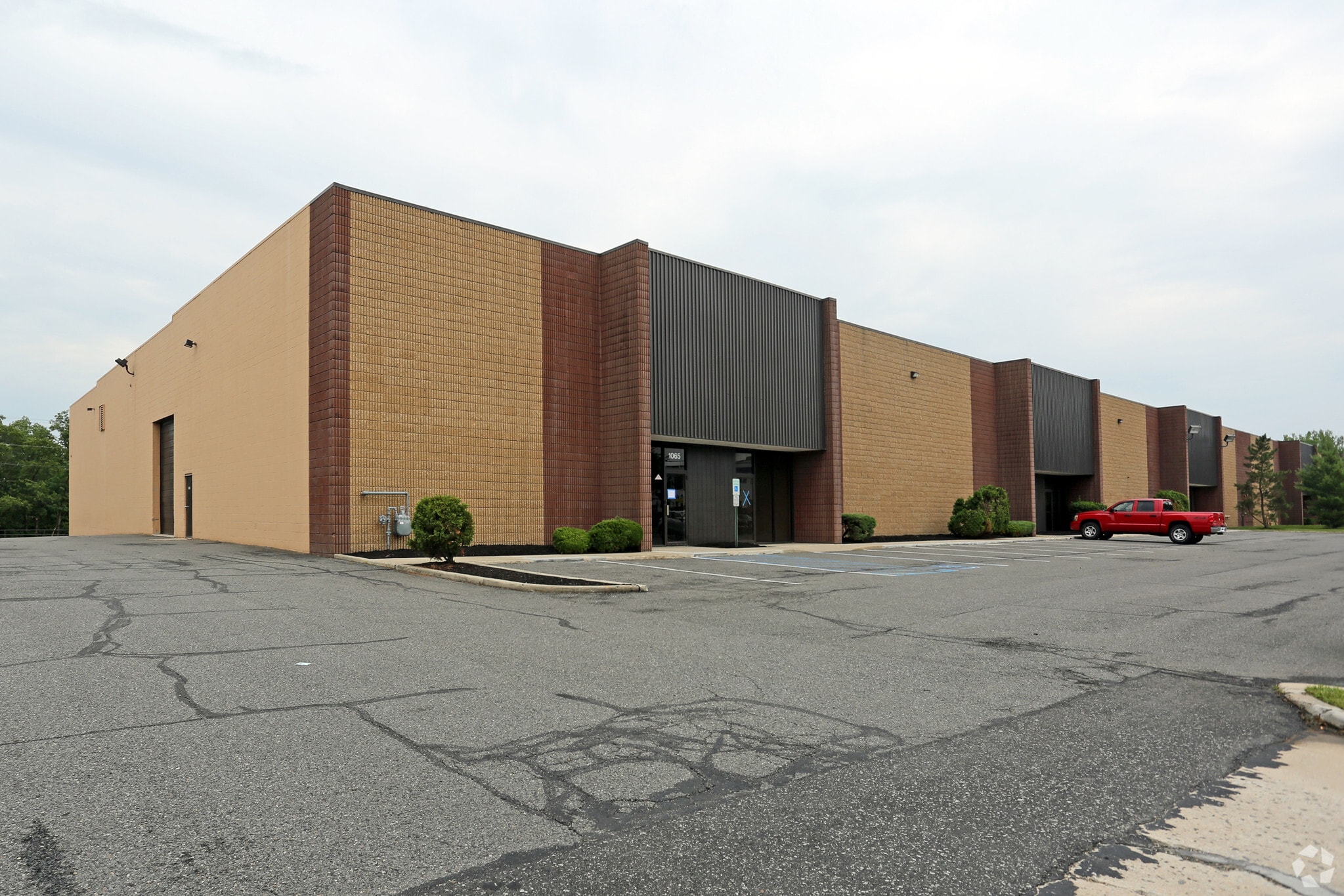 1065-1085 Thomas Busch Memorial Hwy, Pennsauken, NJ for Rent
