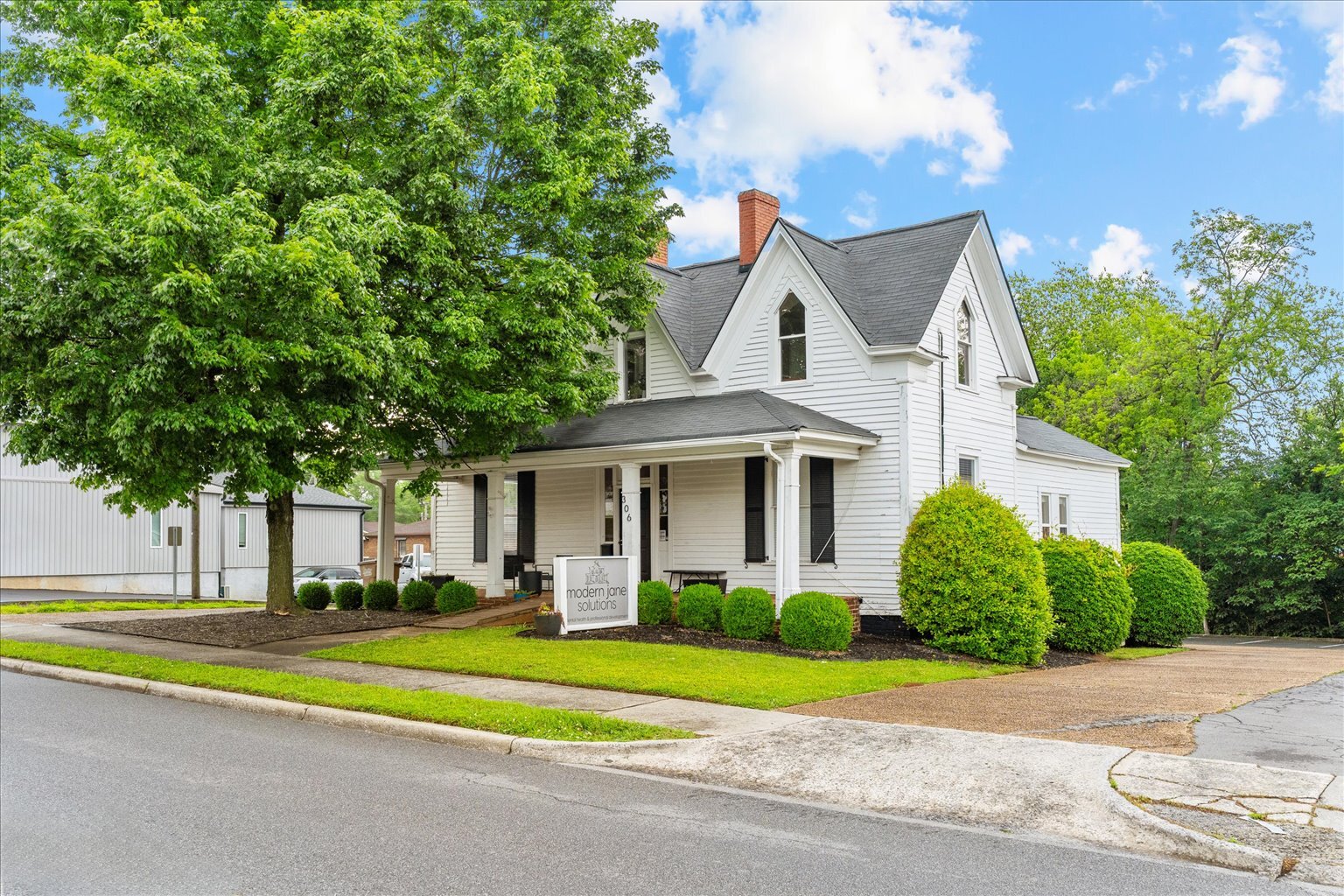 306 N Thornton Ave, Dalton, GA for Rent