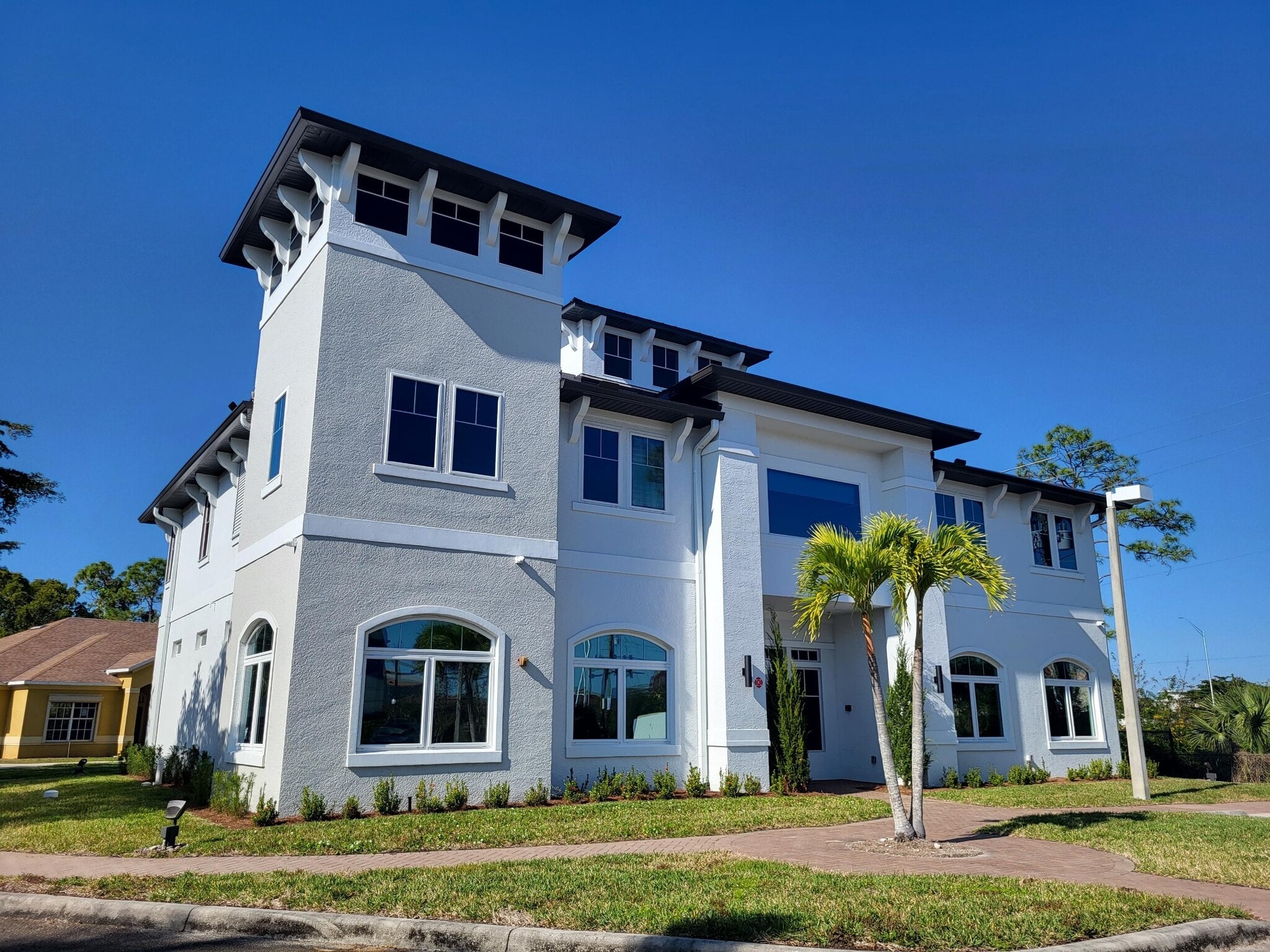 3602 Colonial Ct, Fort Myers, FL for Rent