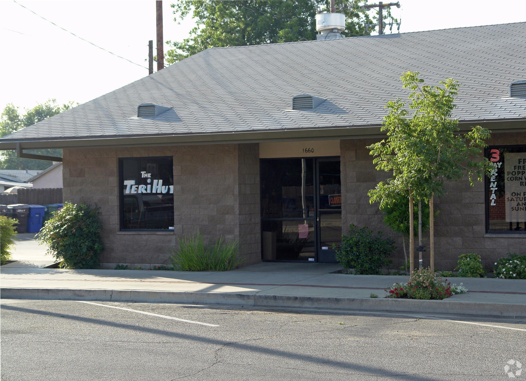 1660 12th St, Reedley, CA for Rent