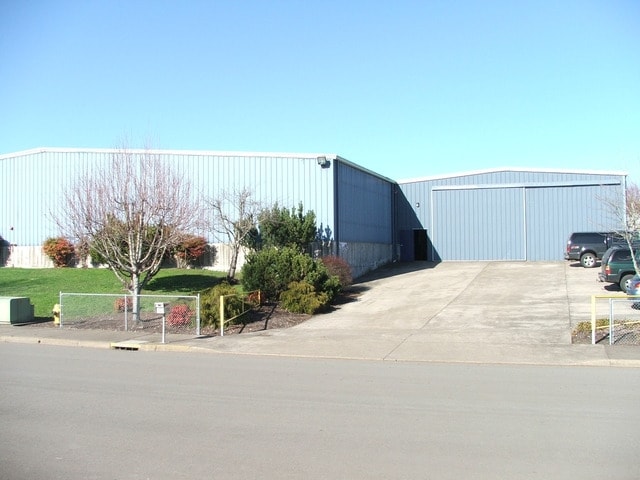 1731 Industrial Way, Philomath, OR for Rent