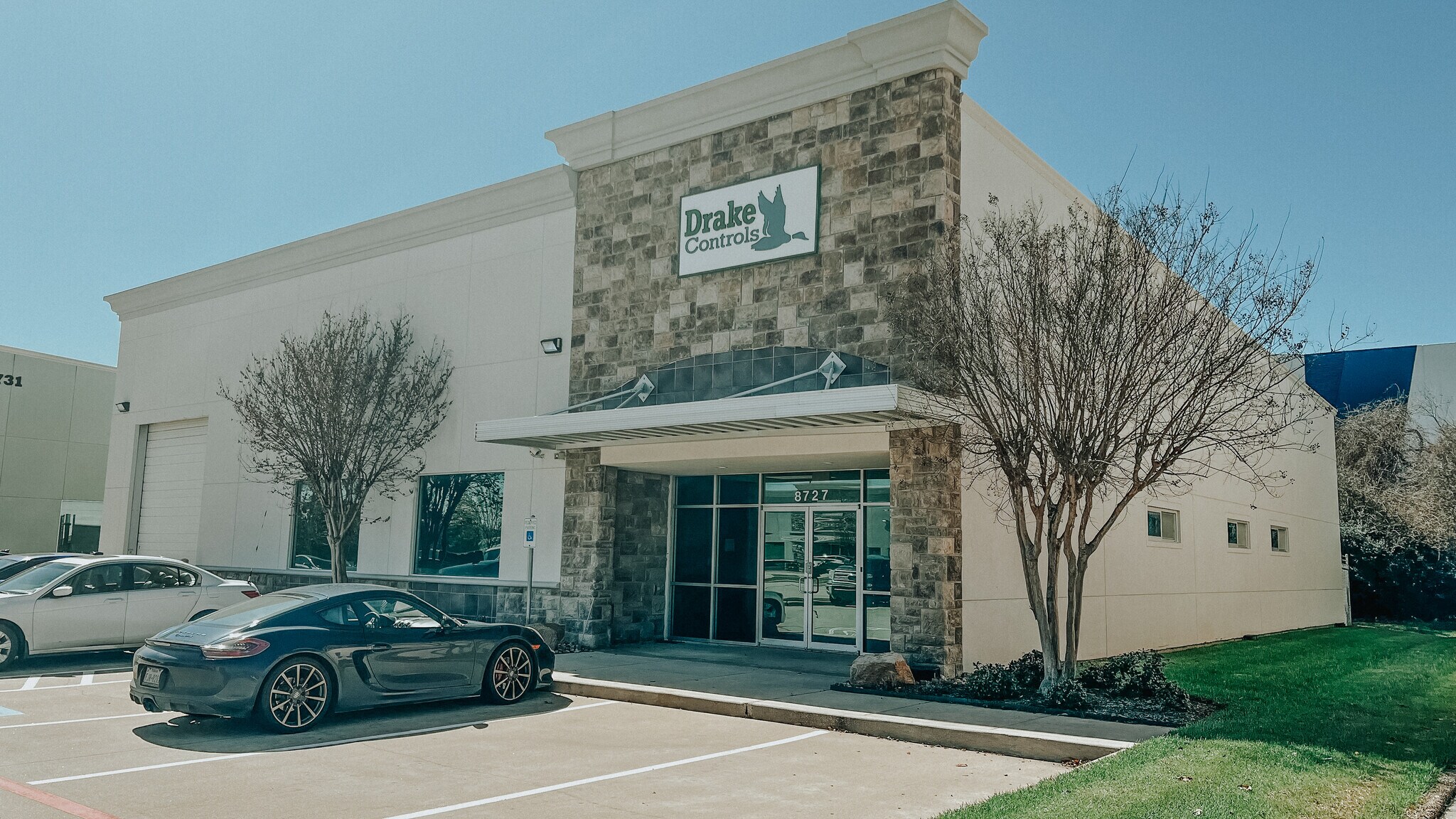 8727 Fallbrook Dr, Houston, TX for Rent