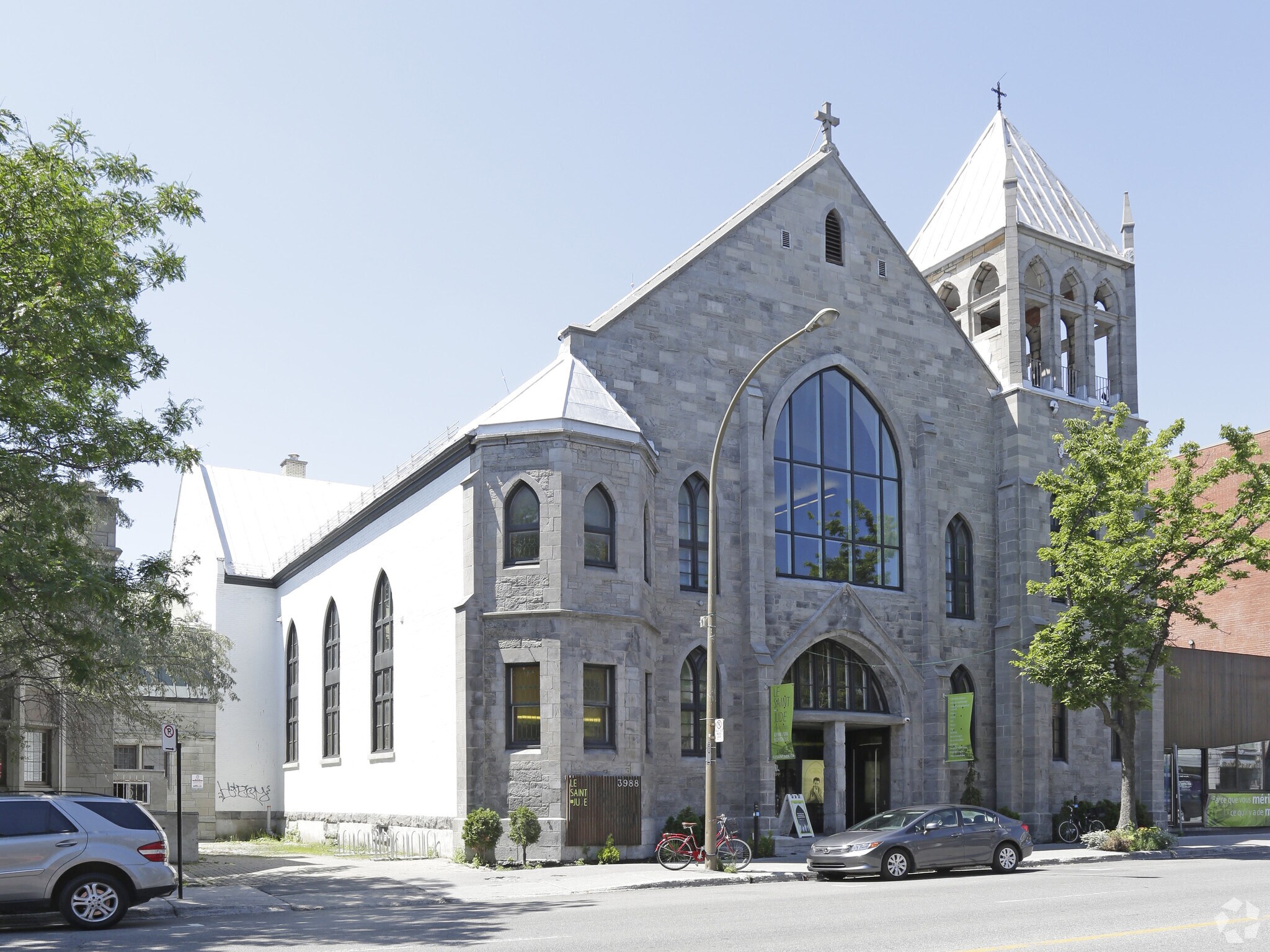 3988 Saint-Denis, Montréal, QC for Sale