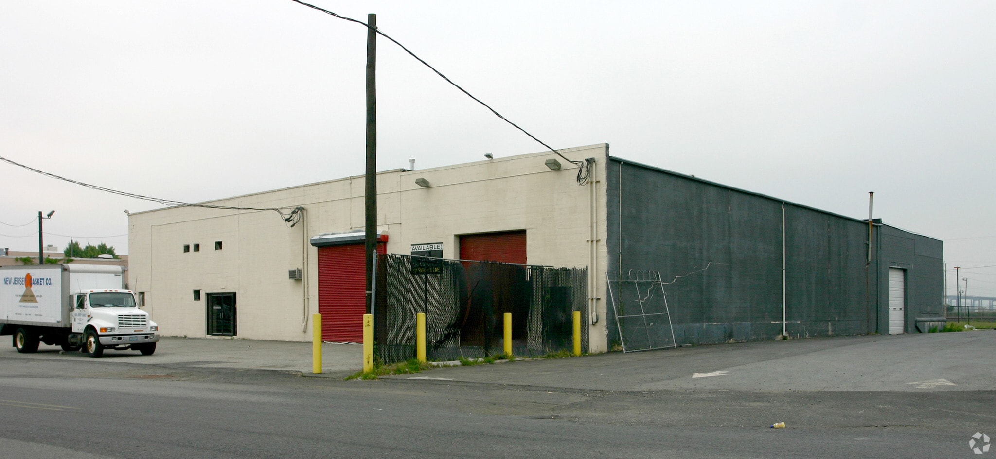 900 Castle Rd, Secaucus, NJ for Rent