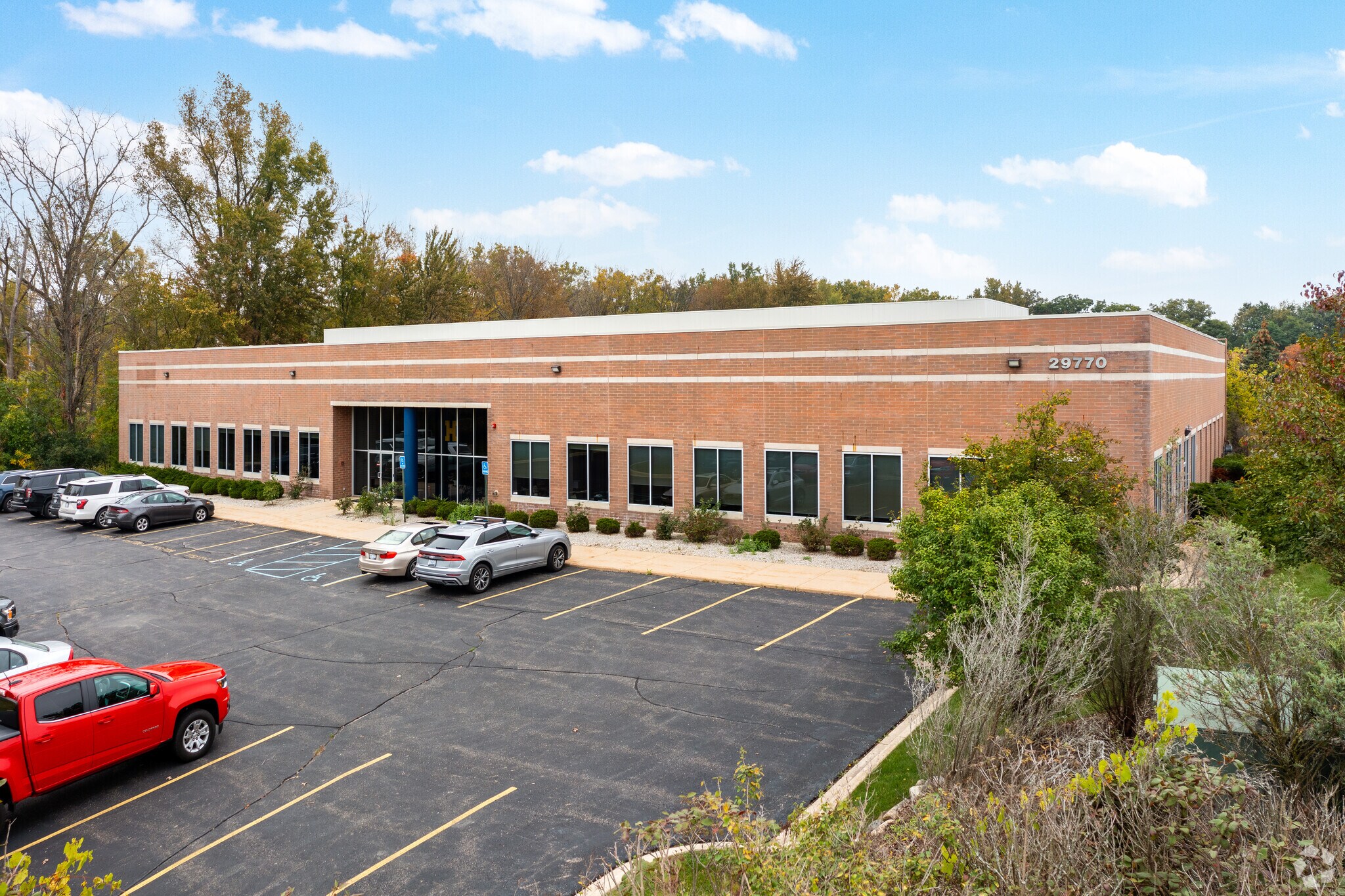 29770 Hudson Dr, Novi, MI for Sale