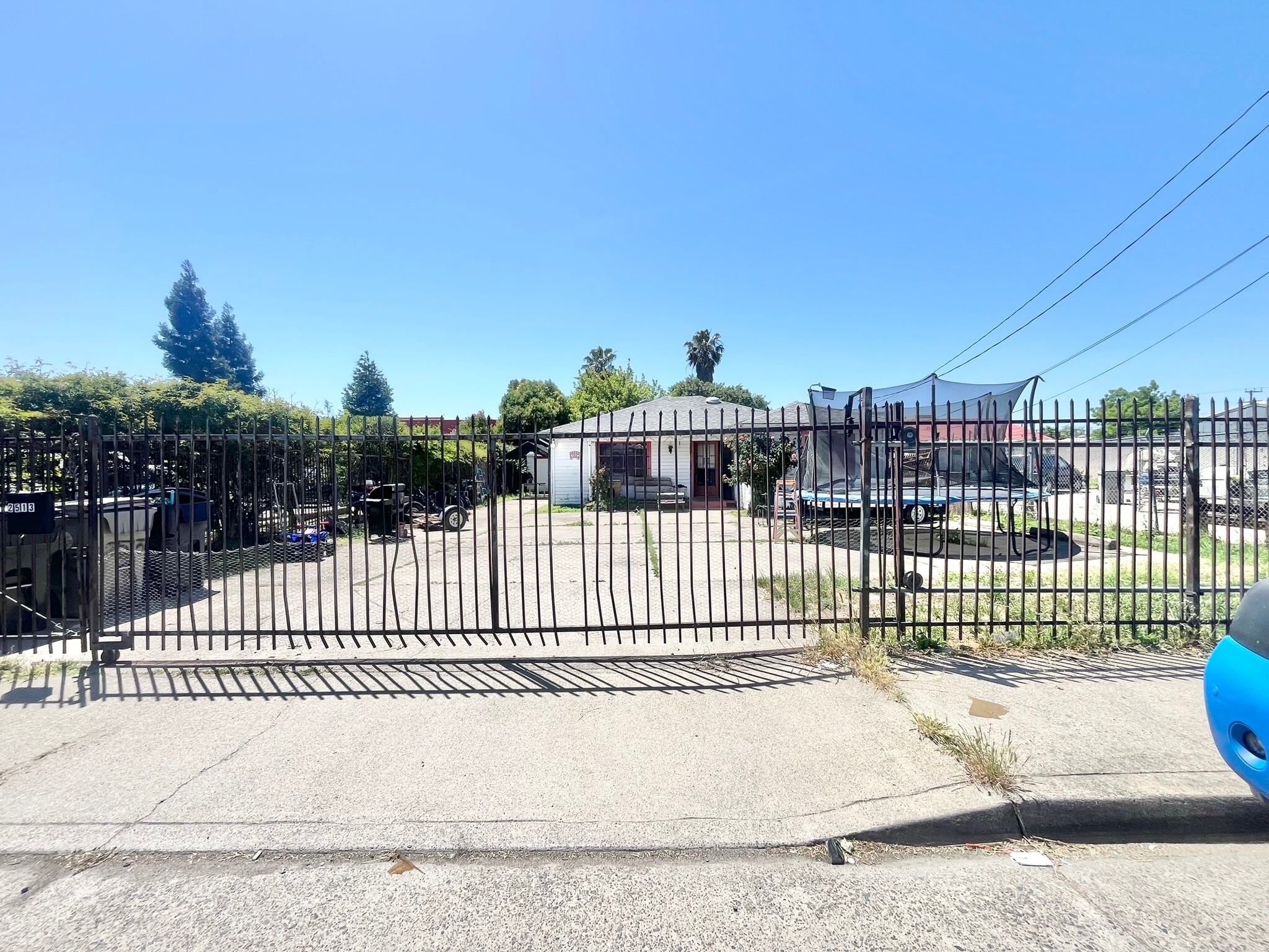 2513 Connie Dr, Sacramento, CA for Sale