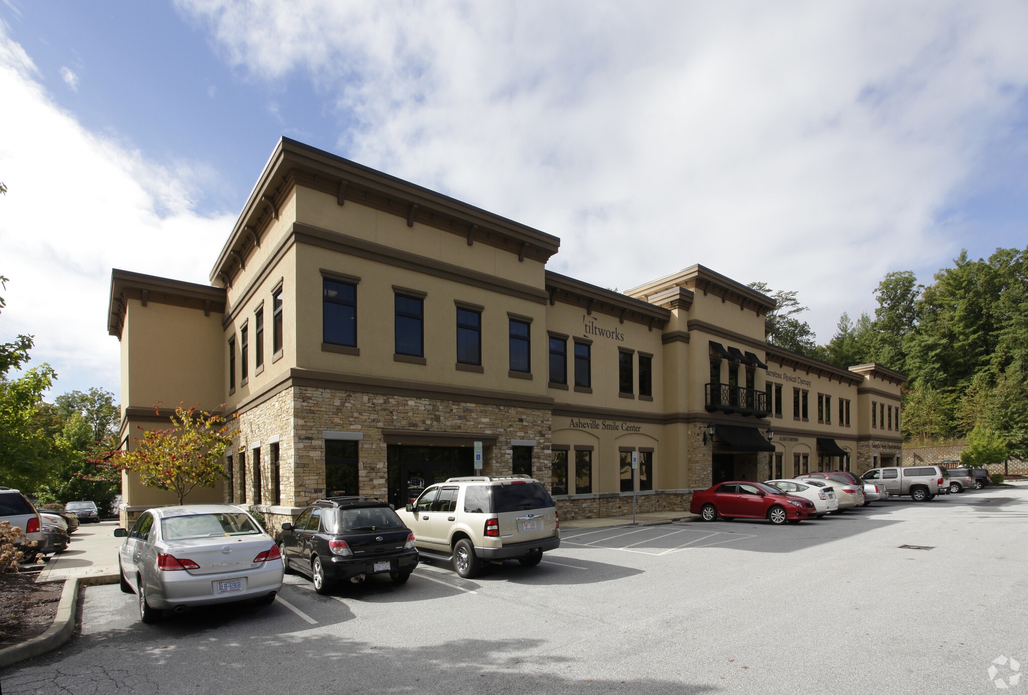 600 Julian Ln, Arden, NC for Sale