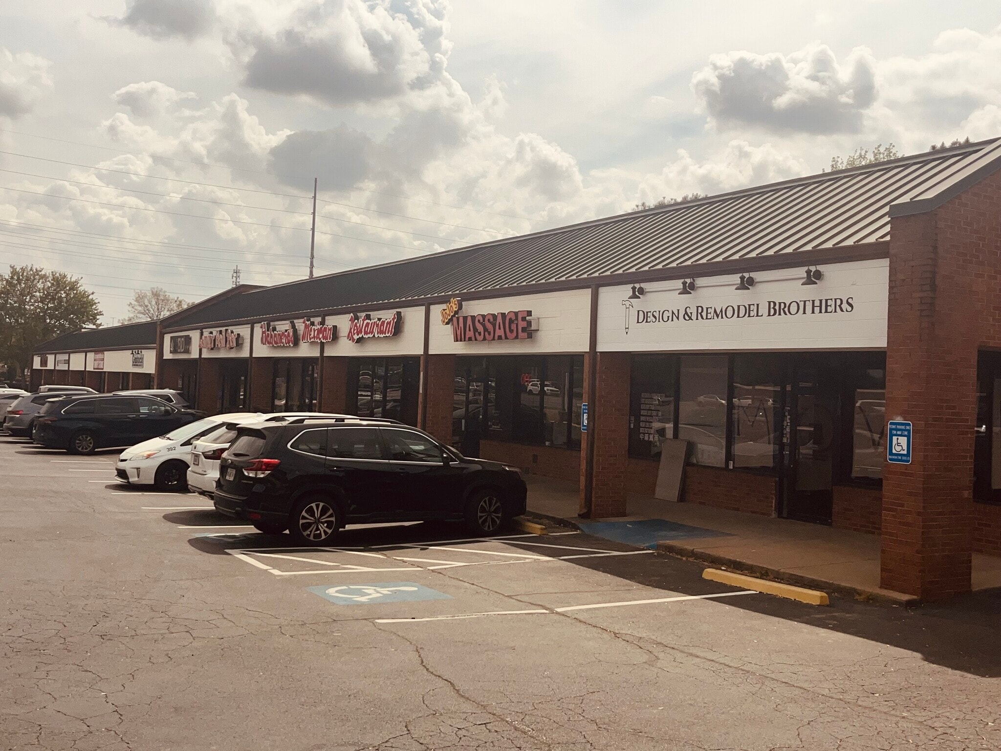 9550 Main St, Woodstock, GA for Rent