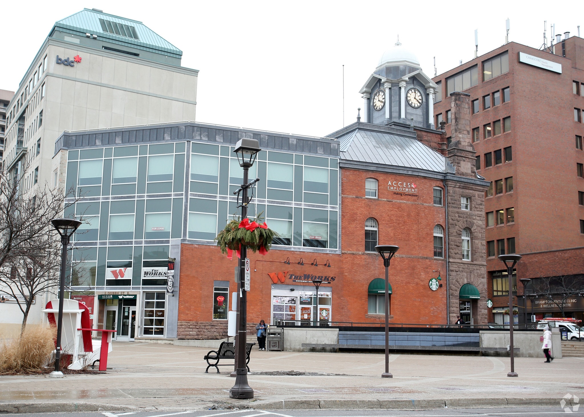 8 Queen St E, Brampton, ON for Rent