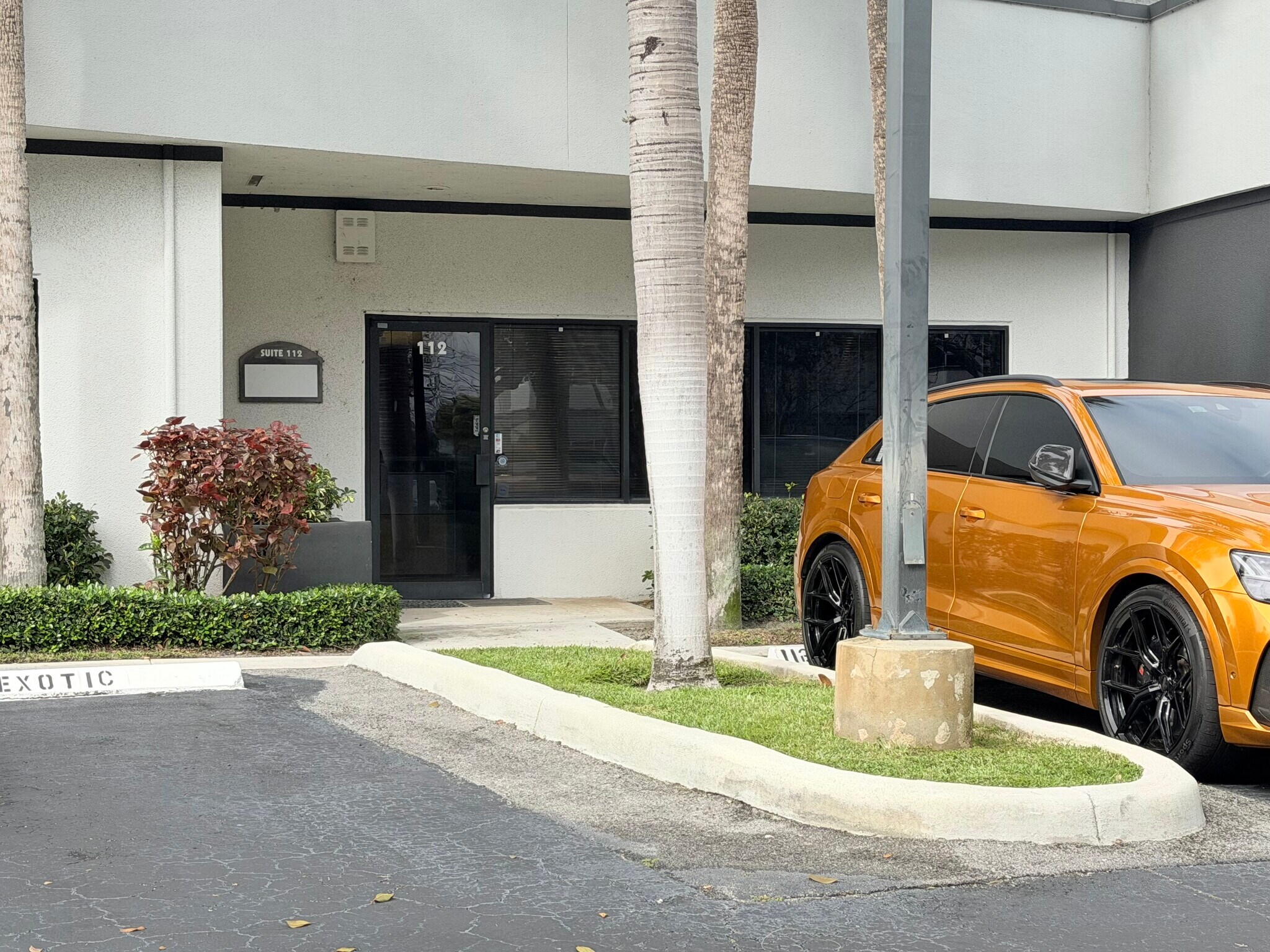 1239 E Newport Center Dr, Deerfield Beach, FL for Sale