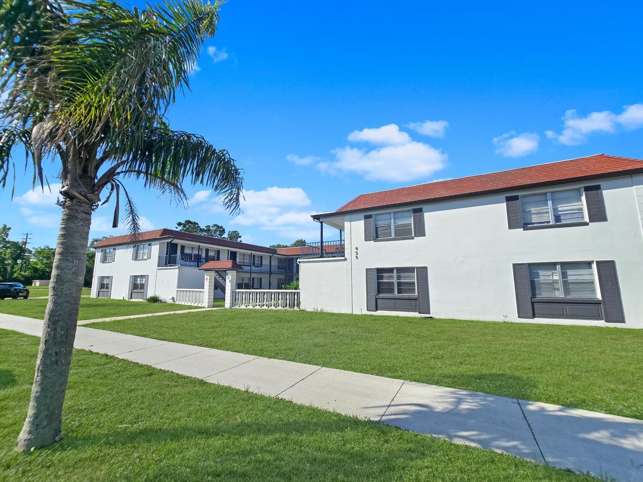 955 Knox McRae Dr, Titusville, FL for Sale