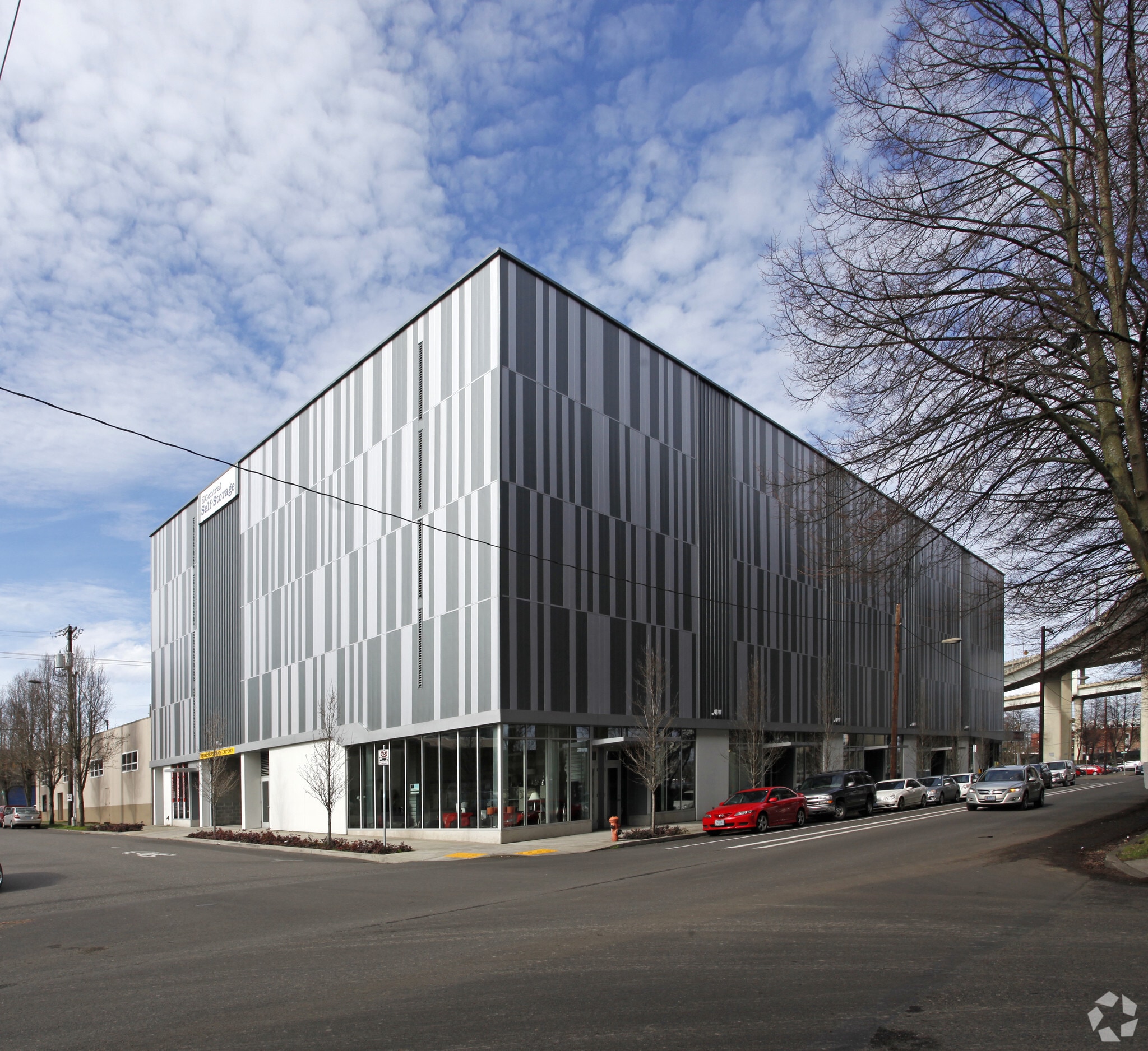 1323 NW 16th Ave, Portland, OR for Rent