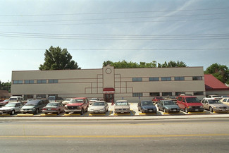 Benton, IL Office - 402 W Main St